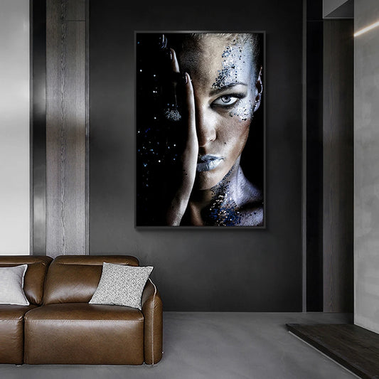 African Art Black & Gold Woman Canvas – Unframed Wall Print